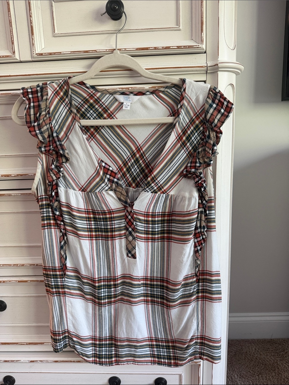 Time and Tru White Plaid Ruffle Sleeve Tank